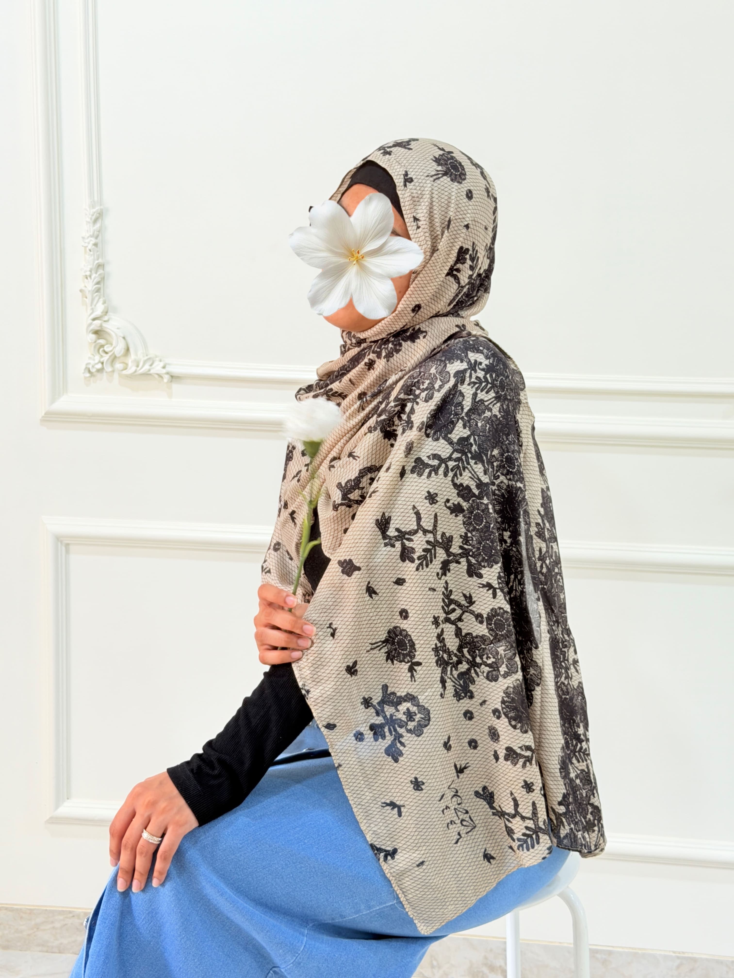 Chantilly Lace Hijab preview 2